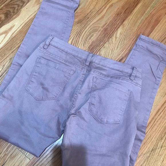 COPY - 🌷BLANK NYC Jeans - Picture 5 of 9